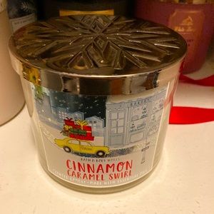 Cinnamon Caramel Swirl candle